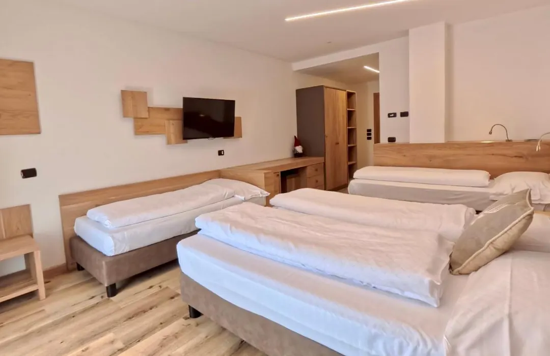 Hotel Cristallo-1