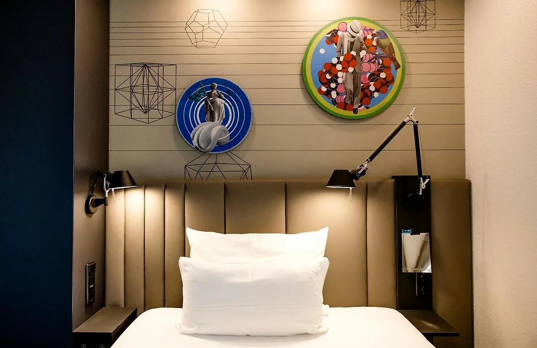 Motel One Wien-Westbahnhof-1
