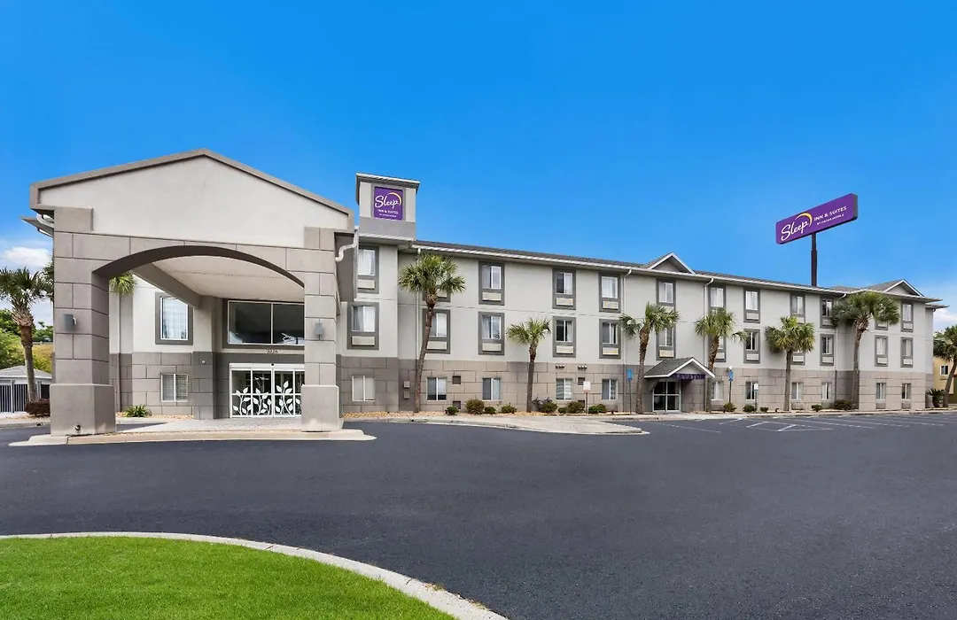 Sleep Inn & Suites Valdosta Mall Area-1