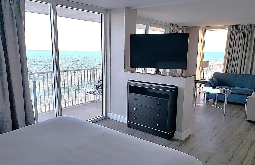 Radisson Suite Hotel Oceanfront-1