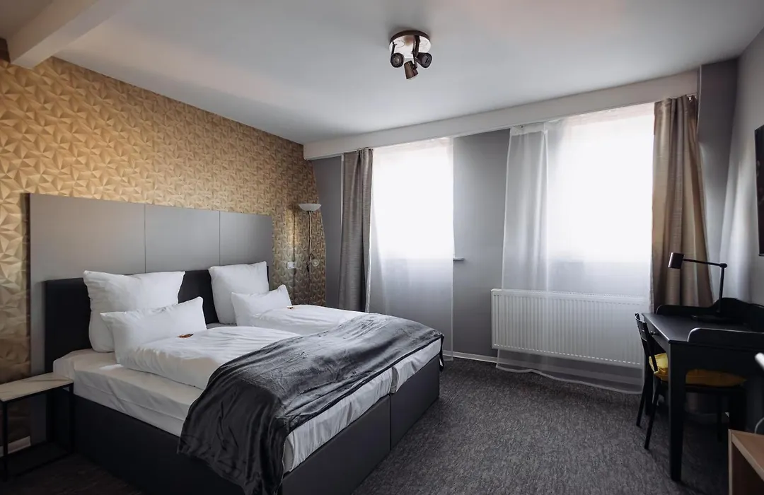 Hotel Kleiner Riesen-1
