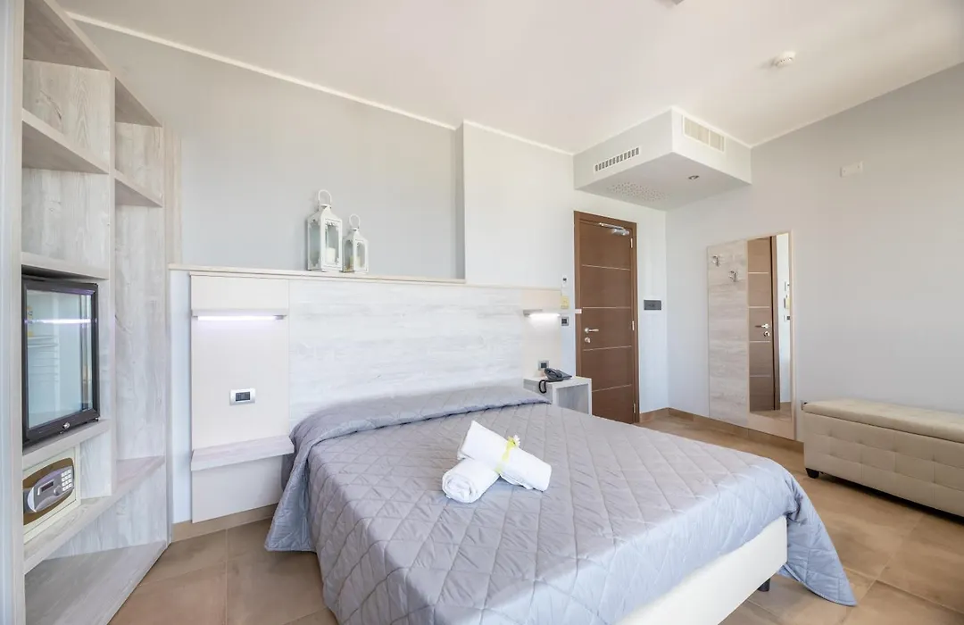 Hotel Salento Mirfran-1
