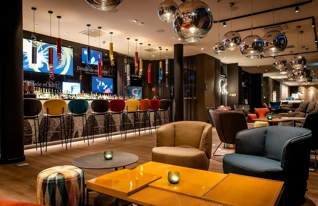 Motel One Köln-Mediapark-1