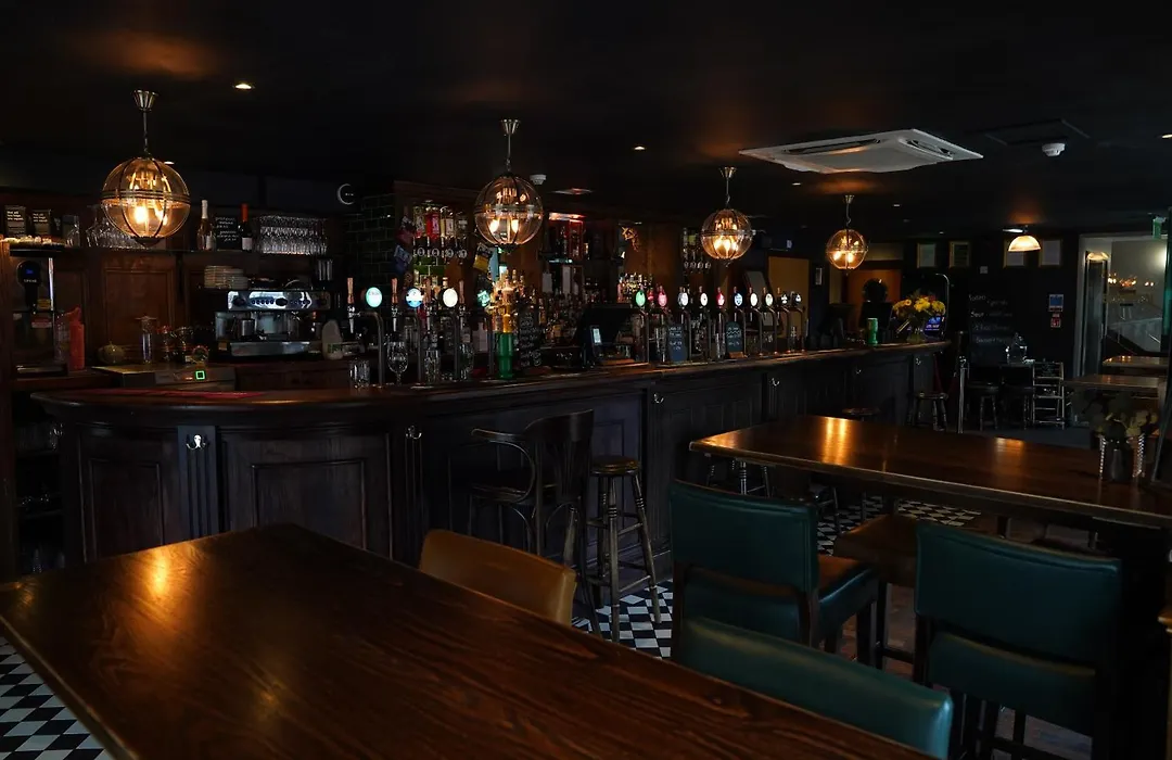 Greyfriars Inn By Greene King Inns-1