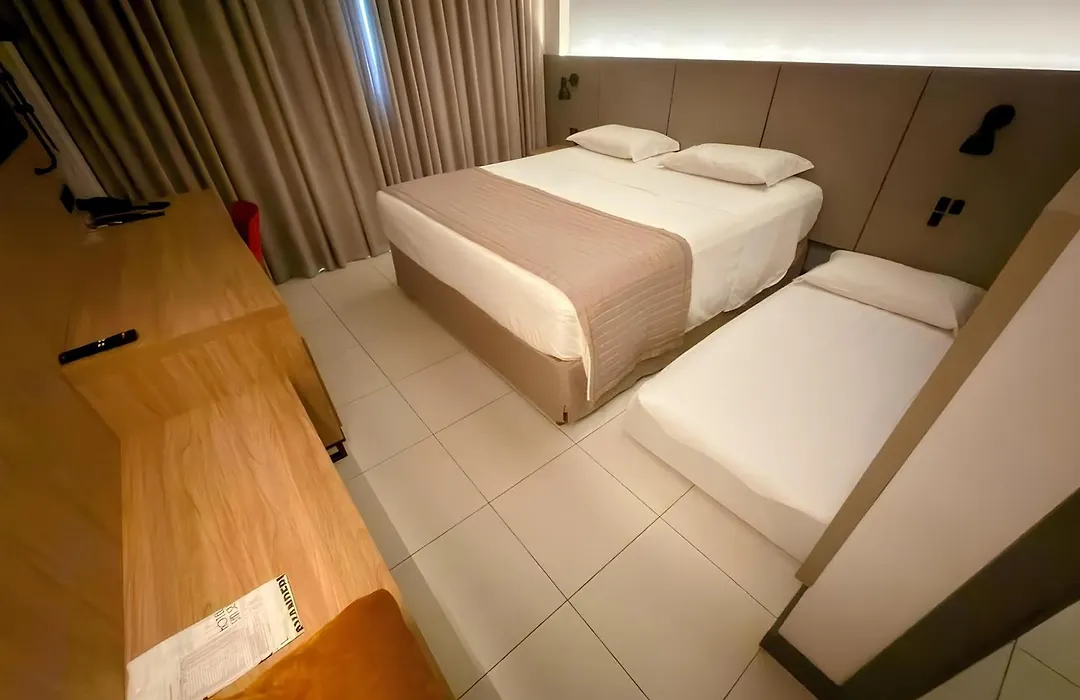 Art Hotel-1