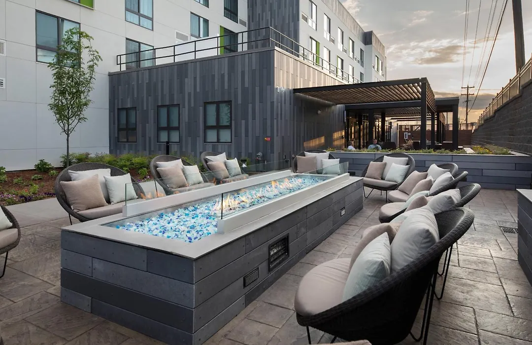 Courtyard By Marriott Russellville-1