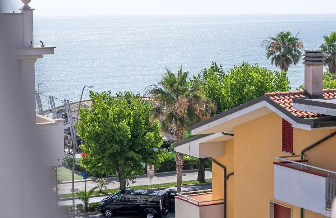 Hotel Joli-1