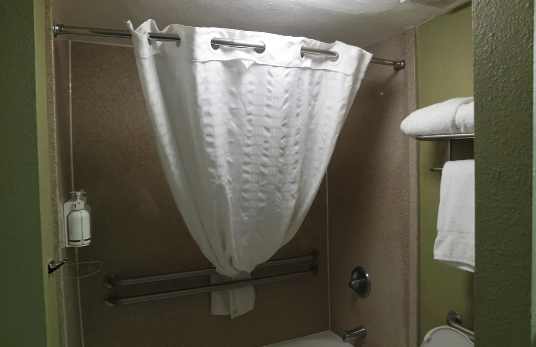 Travelodge By Wyndham North Charleston-1