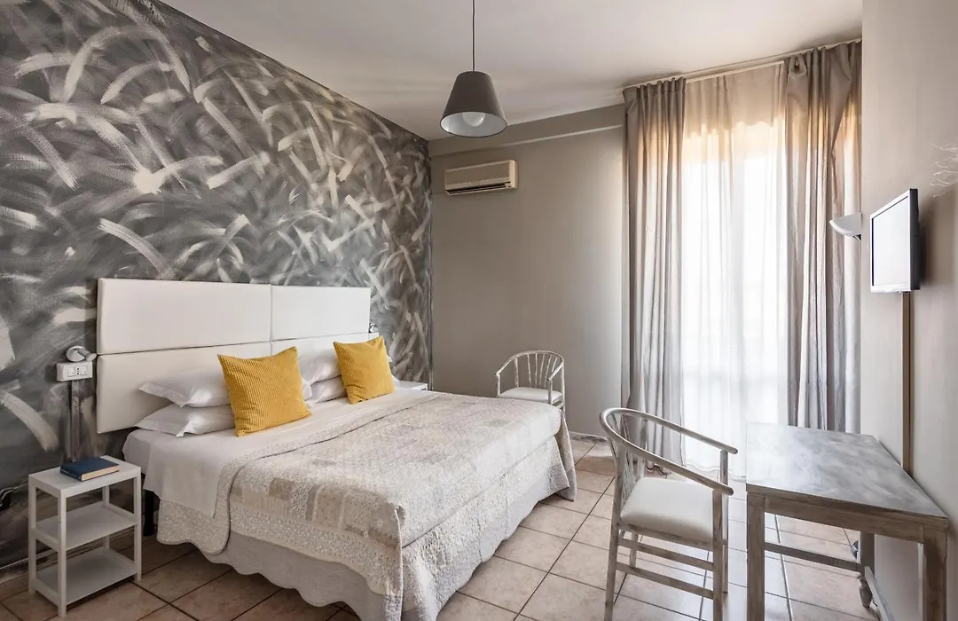Hotel Roma-1