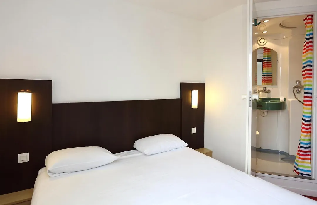 Fasthotel Reims-Taissy-1