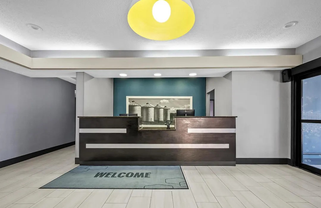 Hampton Inn Bloomington West-1