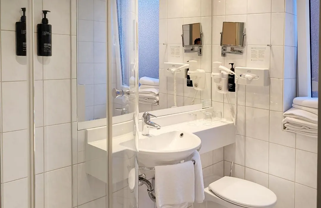 Garner Hotel Hamburg - Wandsbek Marktplatz by IHG-1