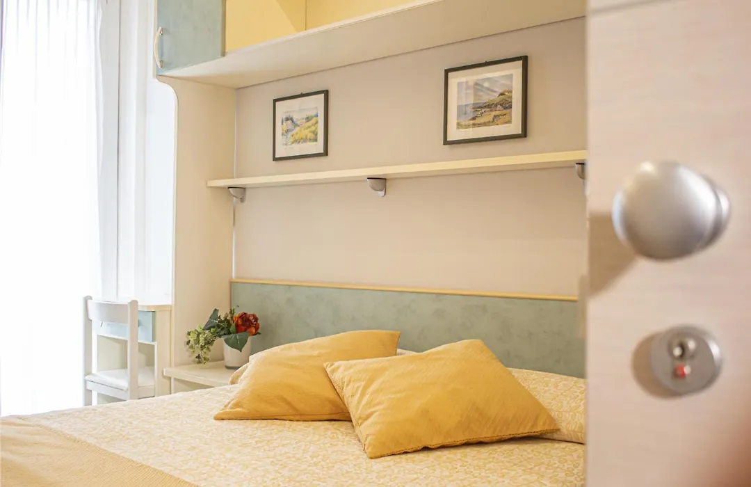 Hotel Sandra-1