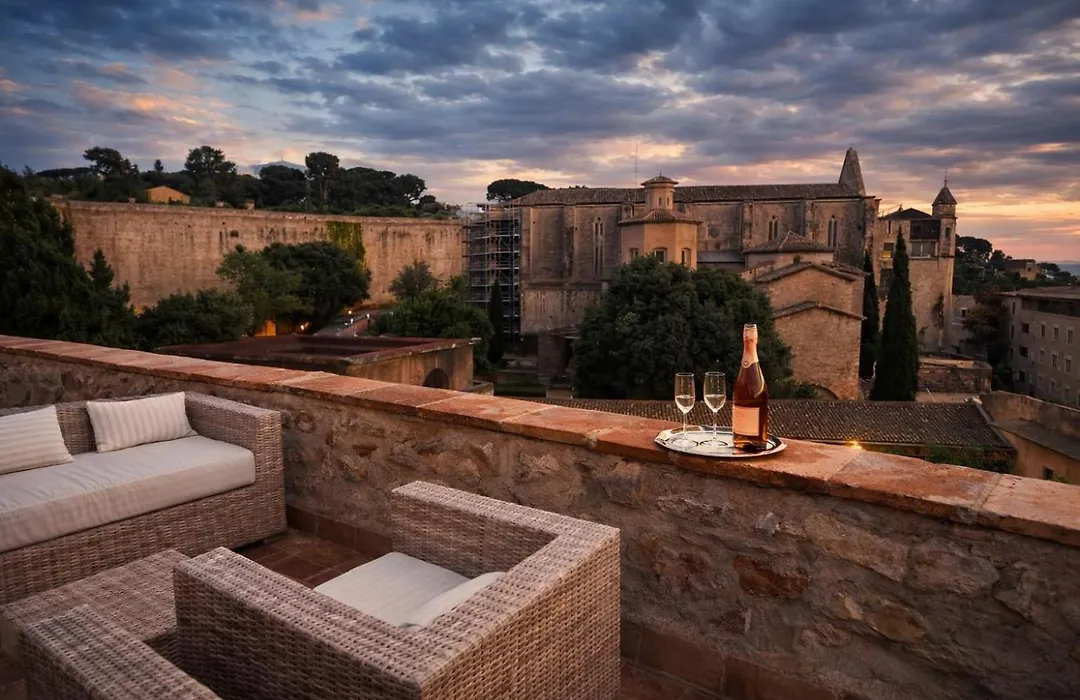 AS Palau dels Alemanys Suites Boutique Monument-1