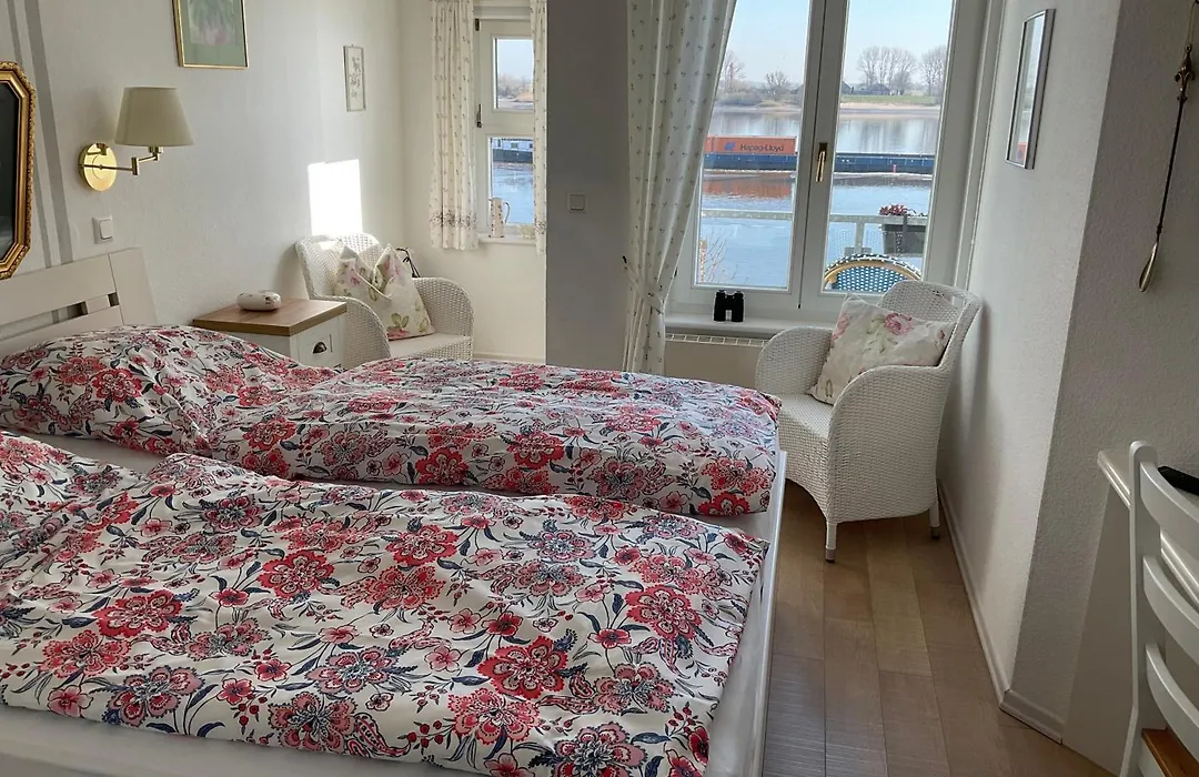 Hotel Ambiente-1
