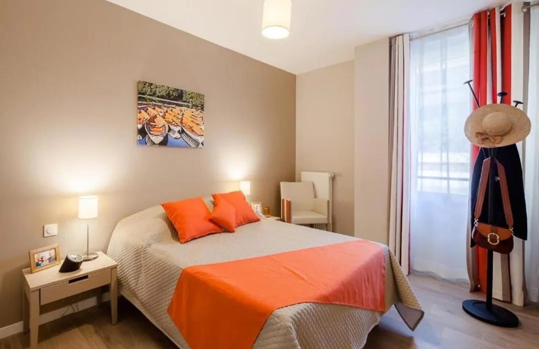 Zenao Appart'hôtels Suresnes-1
