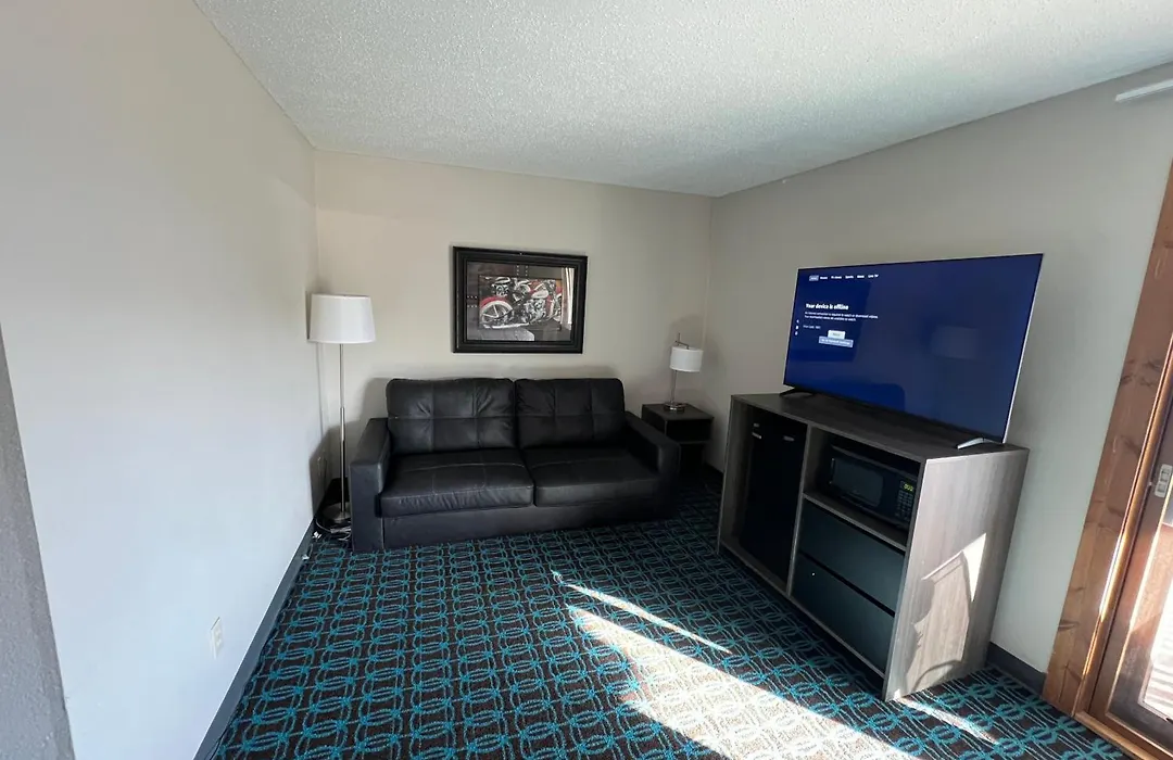 Super 8 By Wyndham Sturgis-1