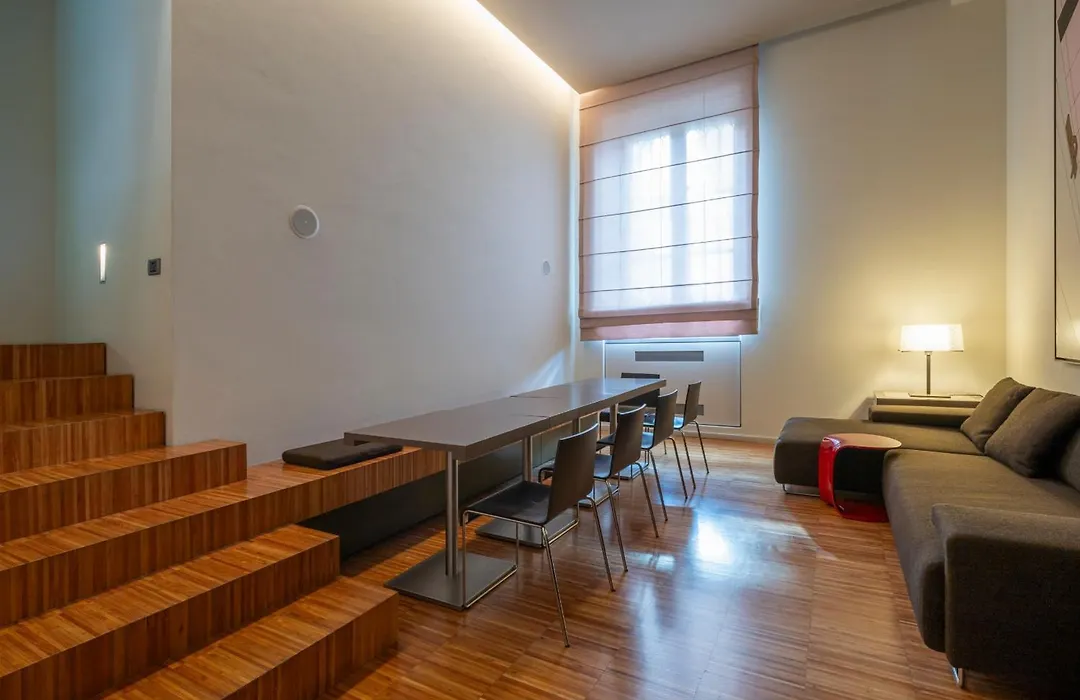 Alter Hotel-1