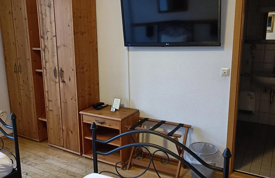 Hotel Gasthaus Schuetzen-1