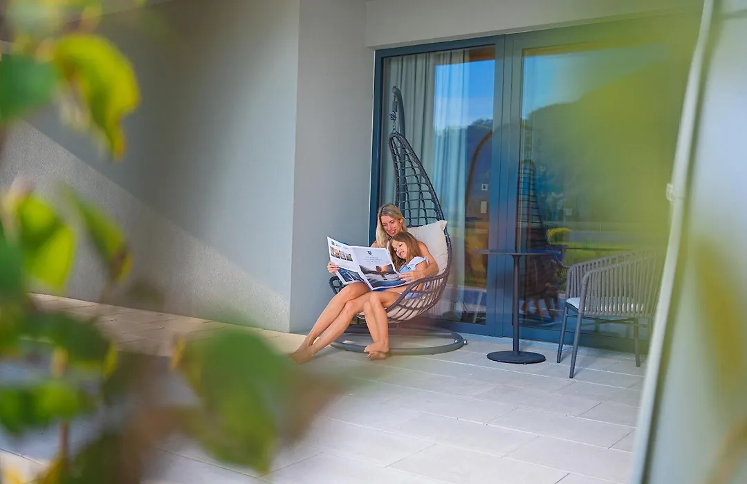 Tauern Spa Hotel & Therme-1