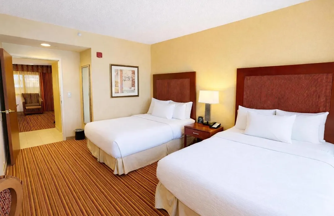 Embassy Suites By Hilton Norman Hotel & Conference Center-1
