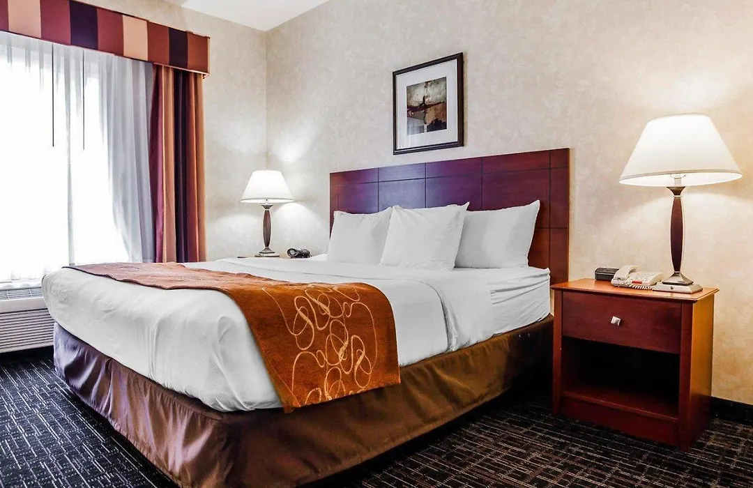 Comfort Suites Independence - Kansas City-1