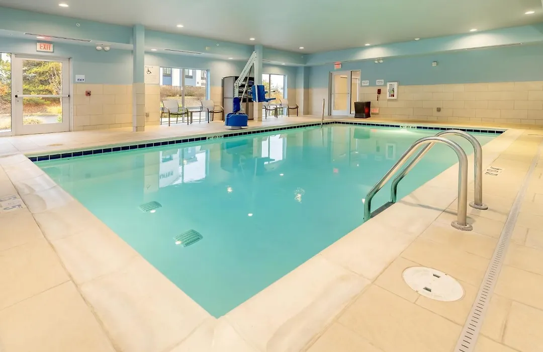 Holiday Inn Express & Suites - Medford By Ihg-1