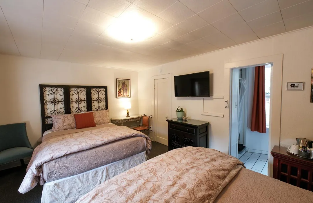Jonquil Motel-1