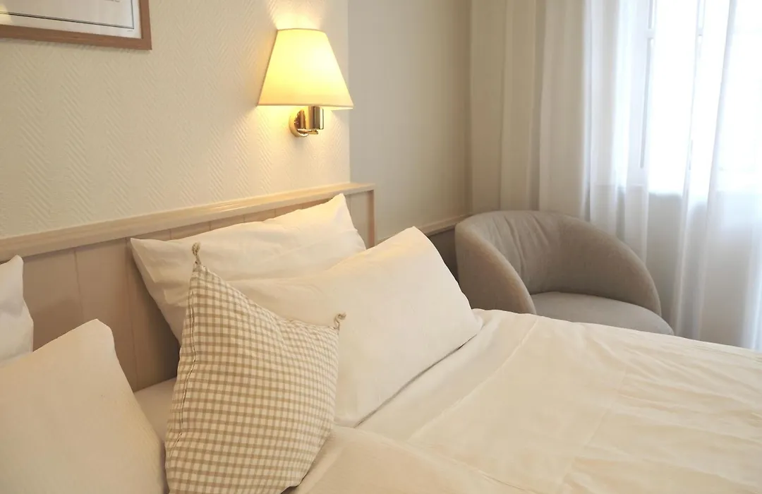 Hotel Zur Traube-1