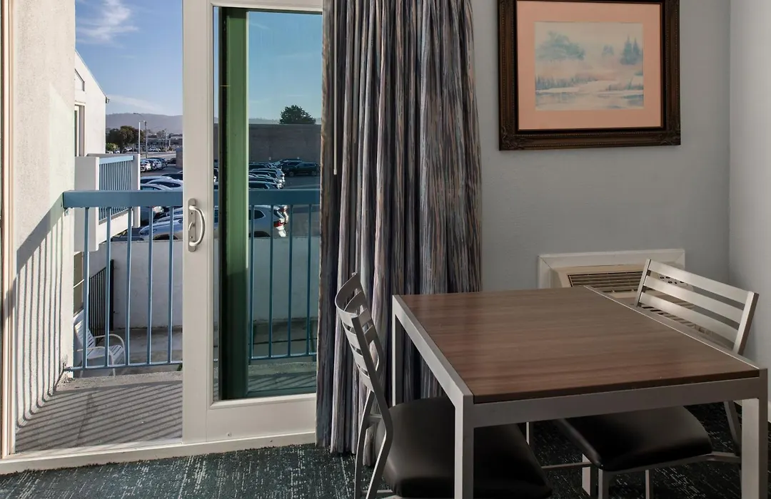 Sand Dollar Inn-1