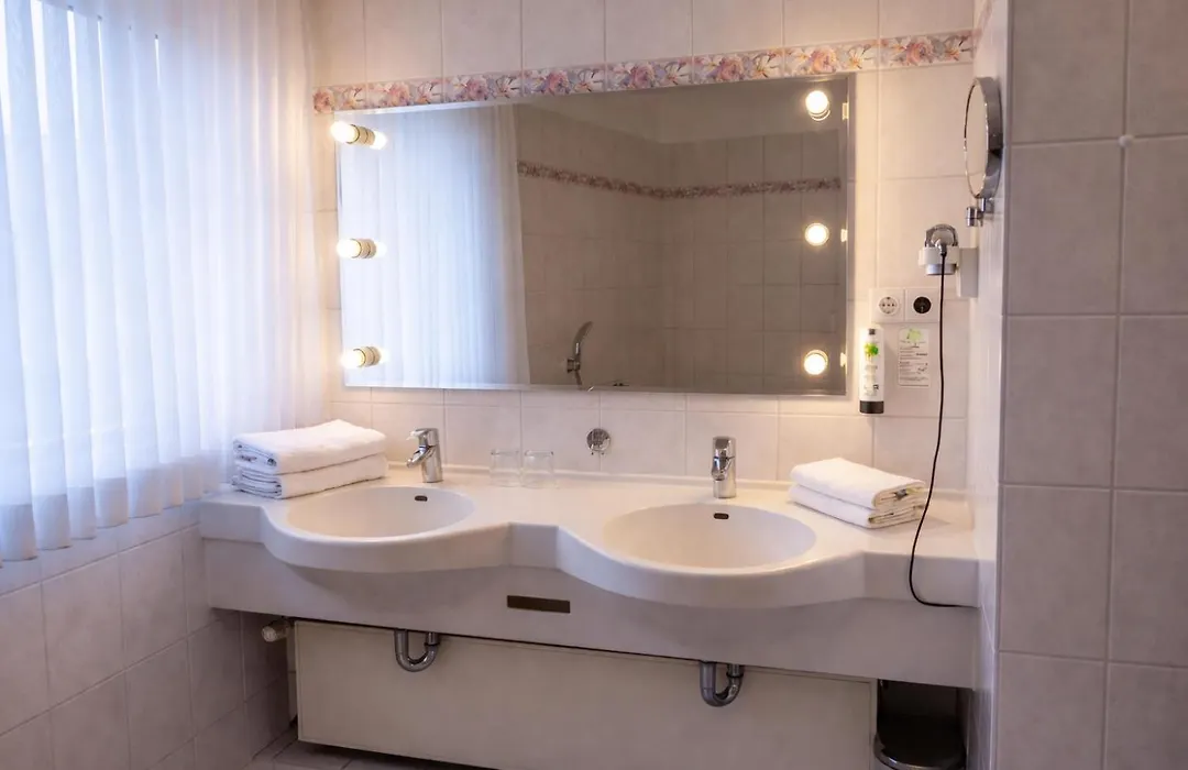 Hotel Klusenhof-1