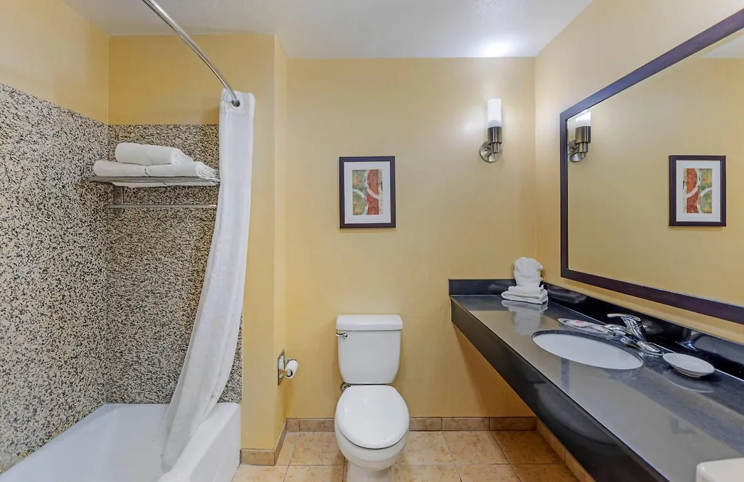 Comfort Suites Blythe-1