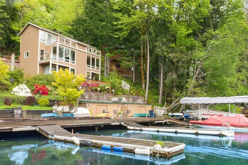 Lake Sutherland Ski Condo-1