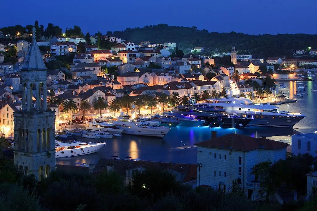 Delfin Hvar Hotel-1