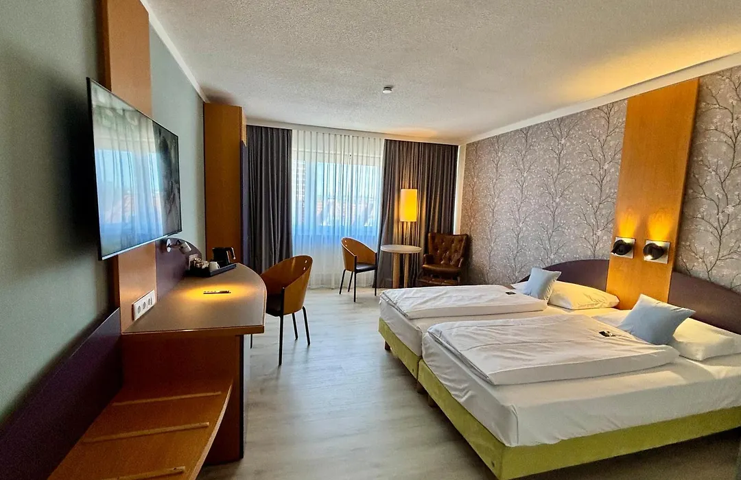 Best Western Hotel Ambassador-1