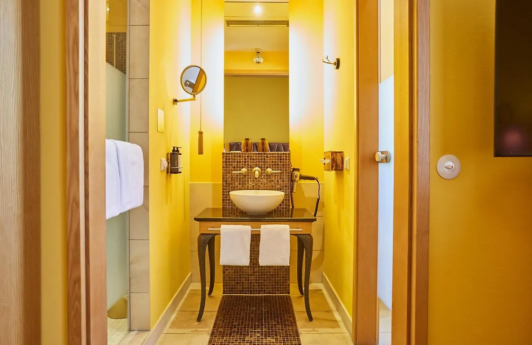 Classic Hotel Harmonie-1
