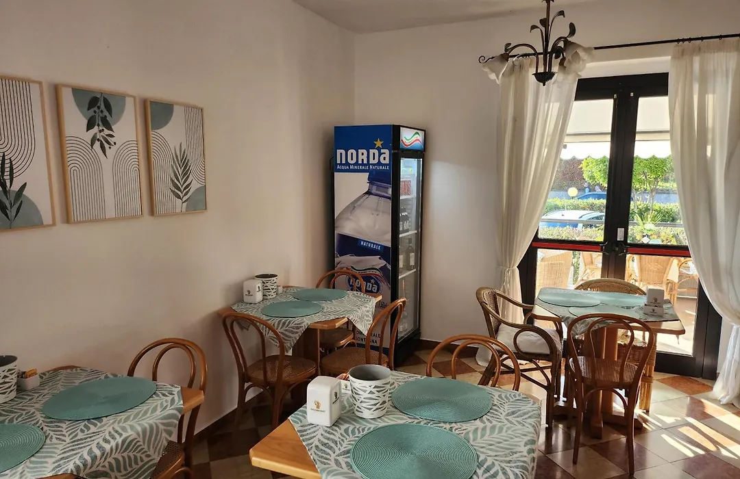 Hotel Marina-1