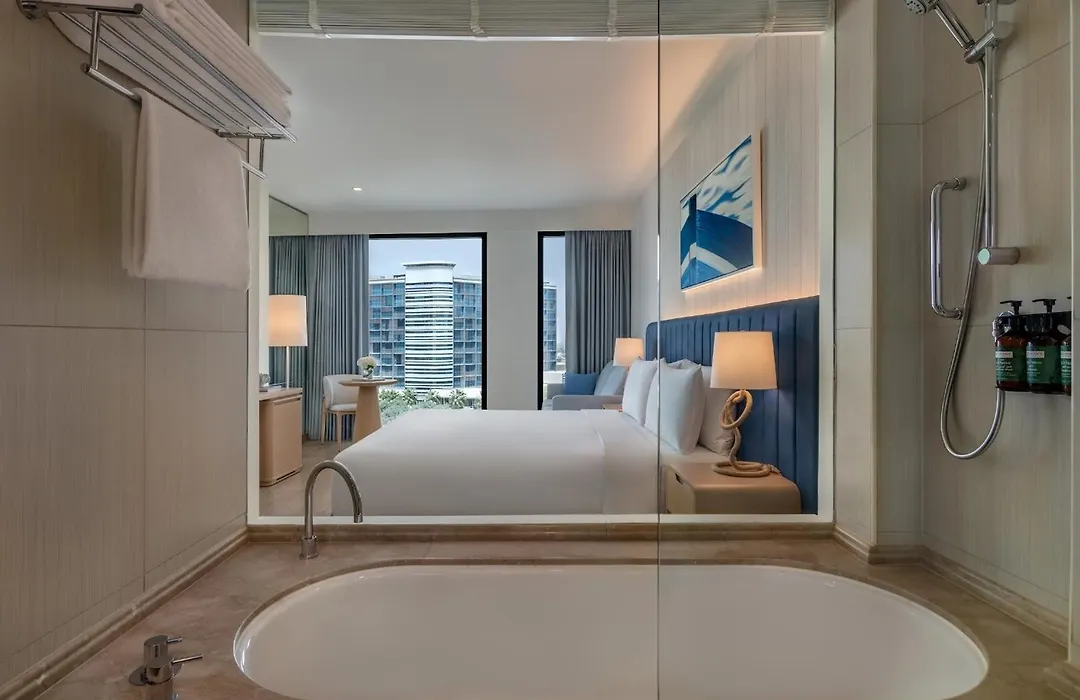 Crowne Plaza Yas Island By Ihg-1