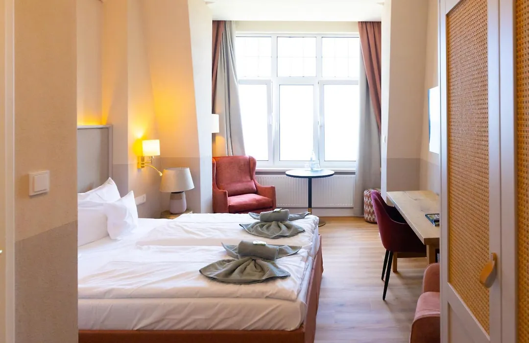 Hotel Germania-1