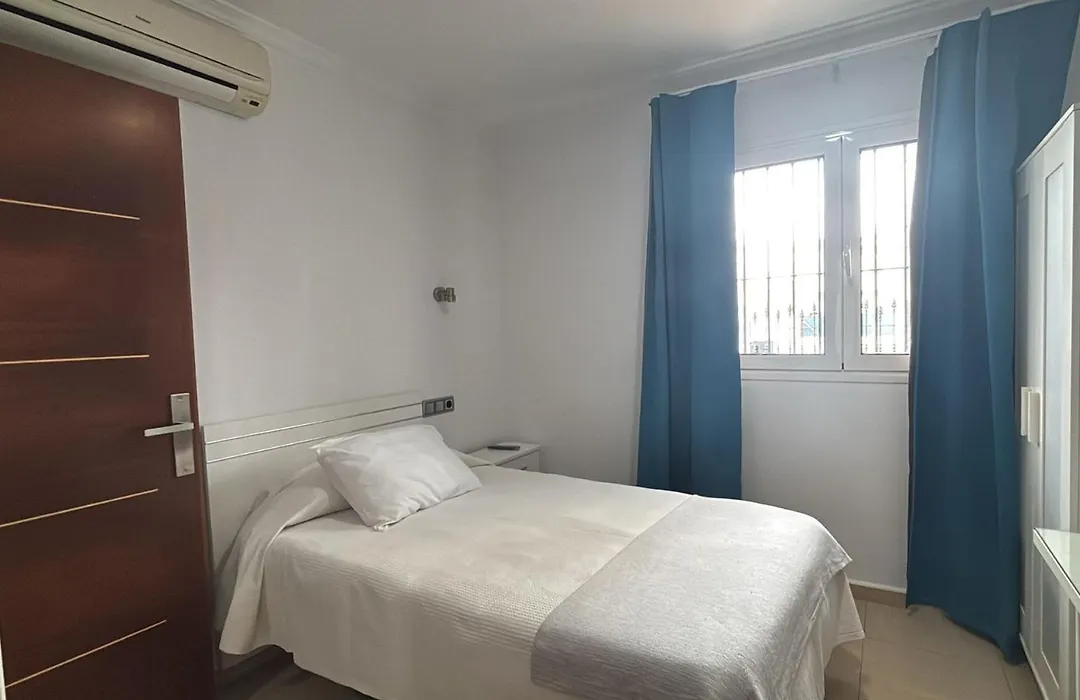 Hostal Victoria Mar-1