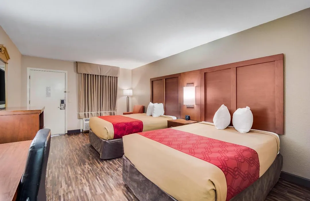 Econo Lodge Walterboro I-95-1