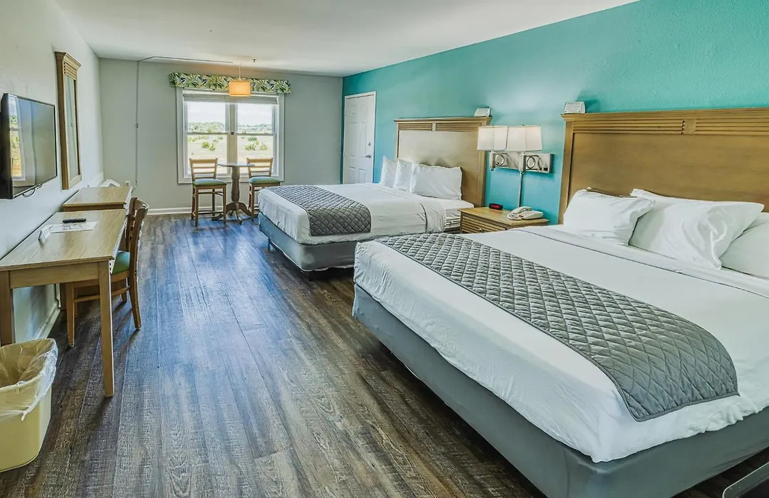 The Islander Inn-1