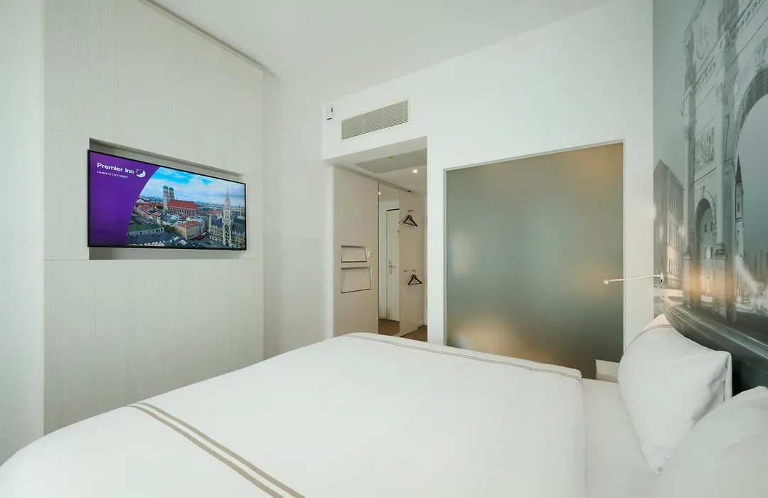 Premier Inn München City West-1