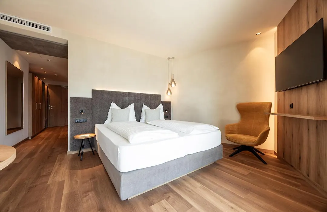 Egger Apartments & Suites-1