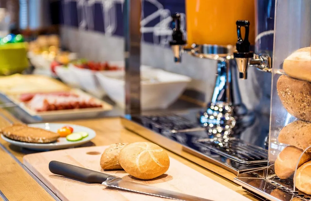 ibis budget Aachen City-1