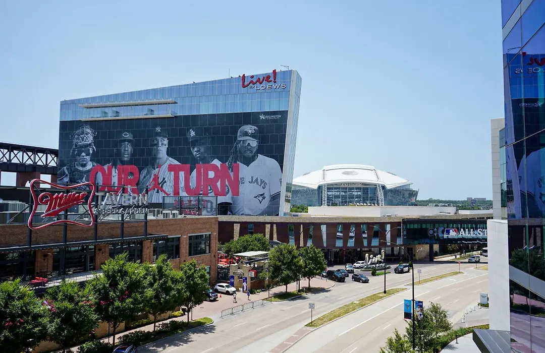 Live! By Loews - Arlington, Tx-1