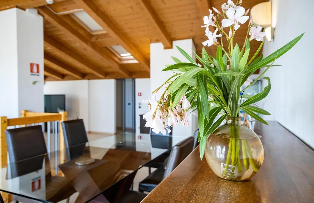 Residence Mediterraneo - Ombrellone incluso dal 23 maggio al 20 settembre-1