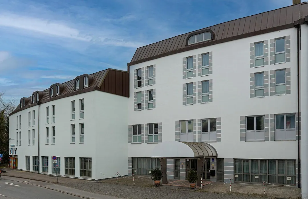 City Hotel Rosenheim-1