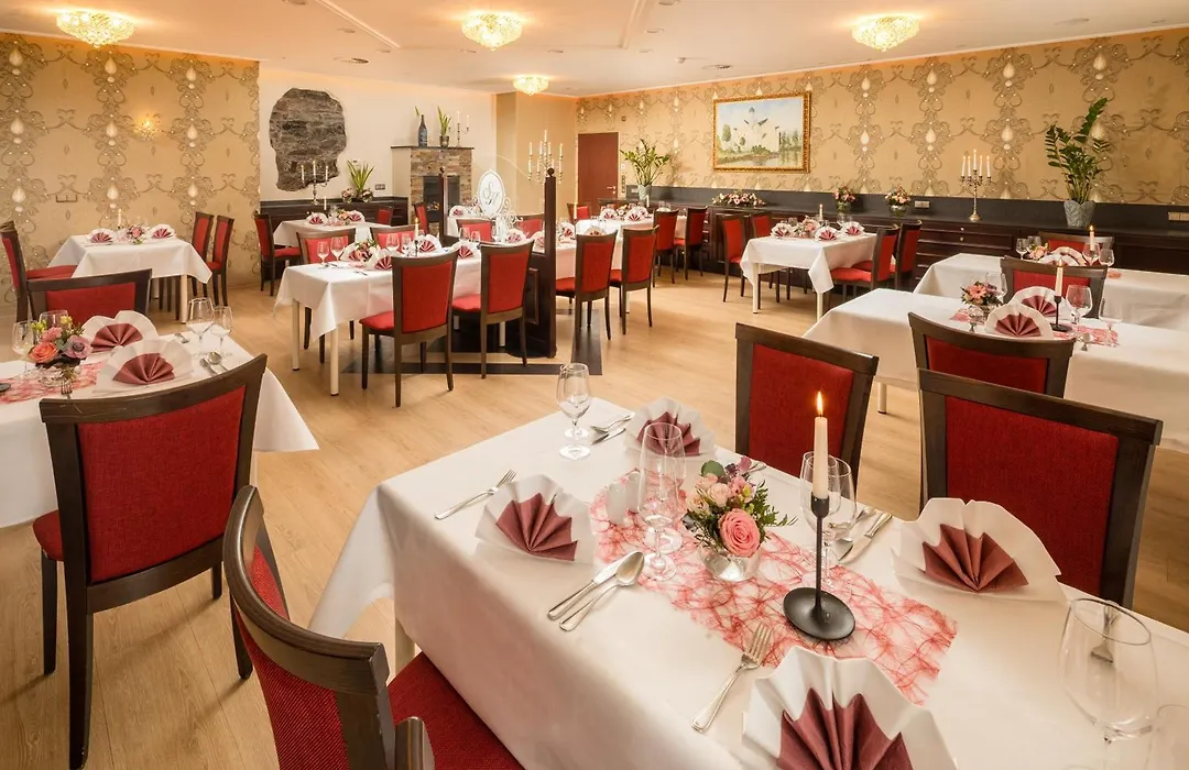 Schlosshotel Klaffenbach-1