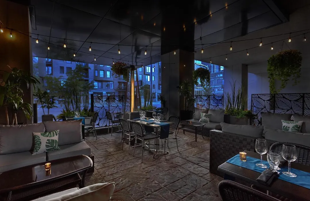 Hilton Garden Inn Montreal Centre-Ville-1